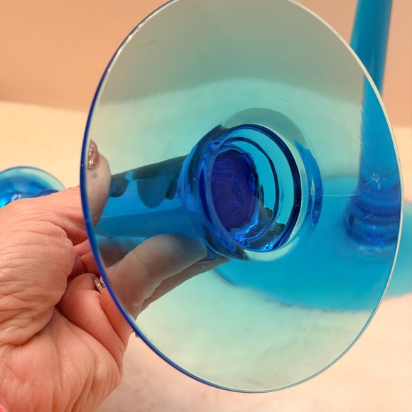 Vintage Fistoria Rare Electric Blue Glass Candlesticks - Picture 5 of 6